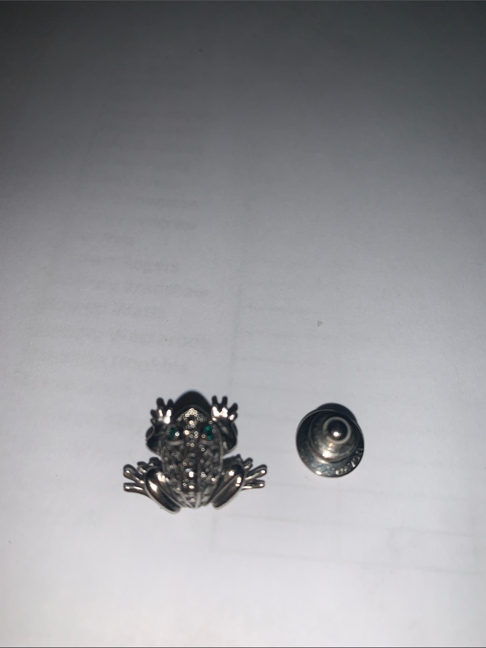 Avon Silver-Tone Frog Brooch with Green Eyes
